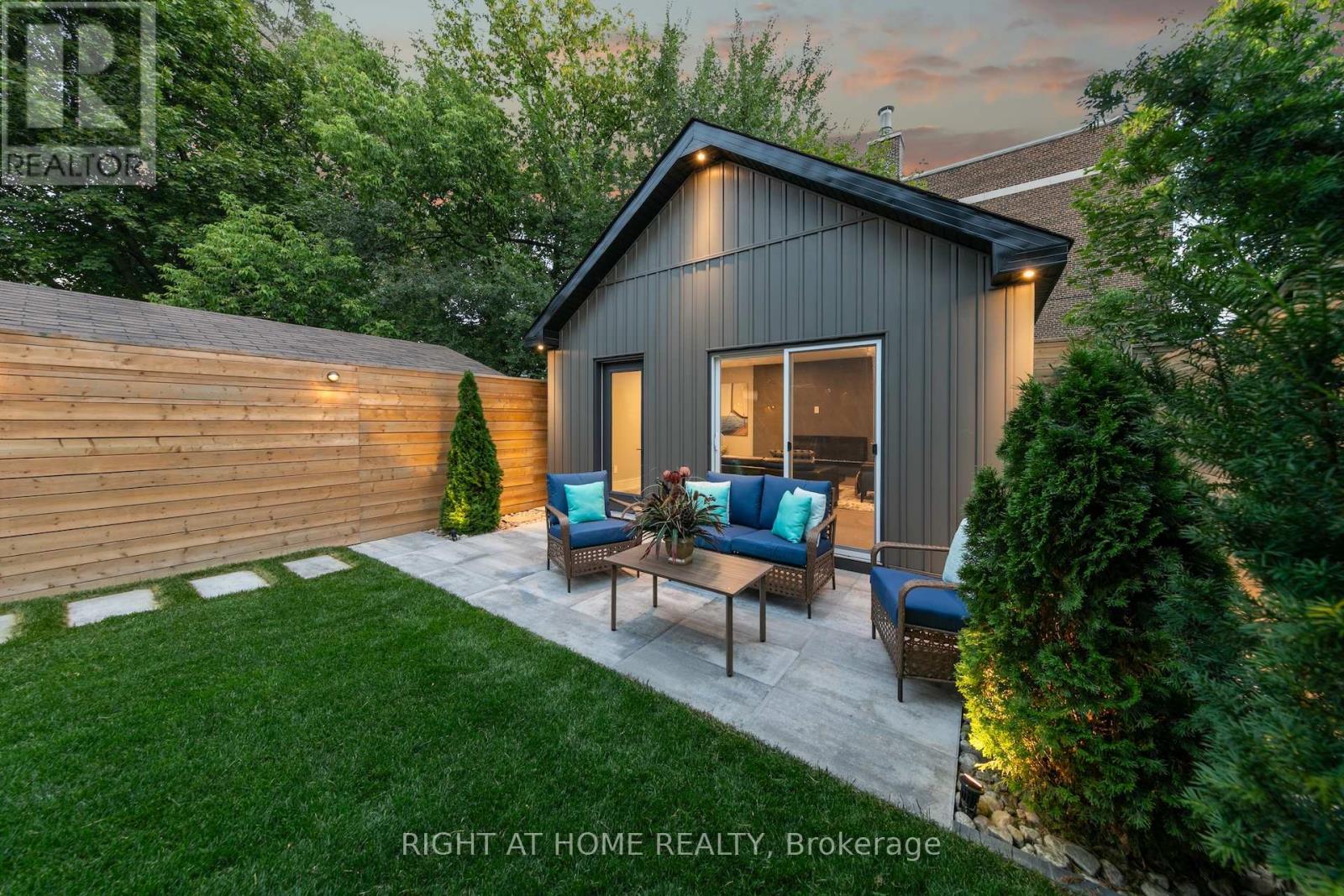 35 Woburn Avenue, Toronto, Ontario  M5M 1K5 - Photo 31 - C12507606