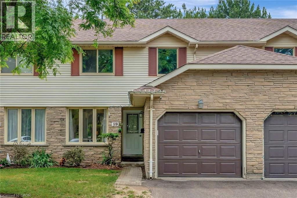476 KINGSCOURT Drive Unit# 19, Waterloo, Ontario