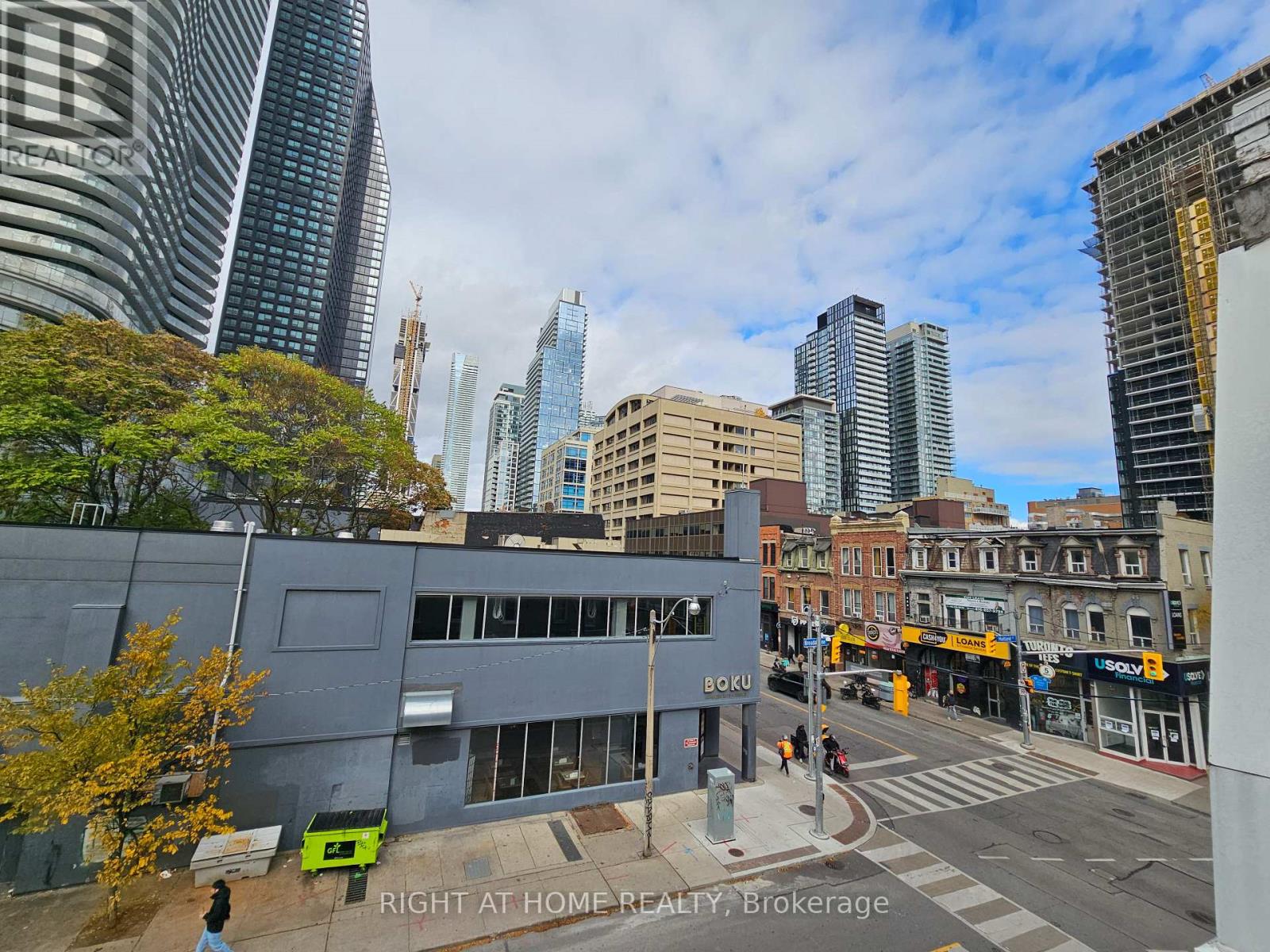 300 - 524 Yonge Street, Toronto, Ontario  M4Y 1X9 - Photo 38 - C12527292
