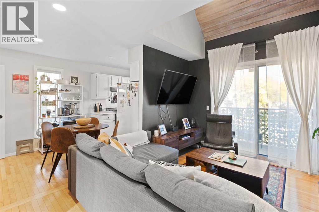 Property at 1, 123 13 Avenue NE image 5