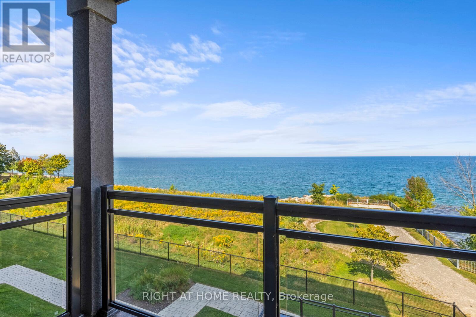 309 - 35 SOUTHSHORE CRESCENT, Hamilton, Ontario