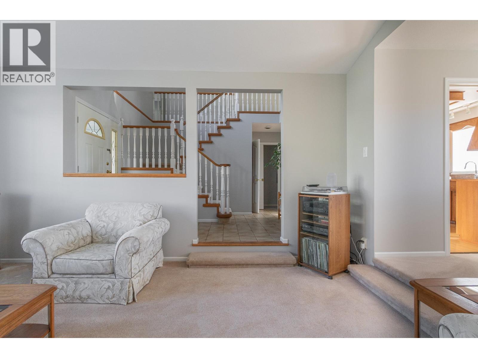 2658 Delahaye Drive, Coquitlam, British Columbia  V3B 7E7 - Photo 10 - R3061581