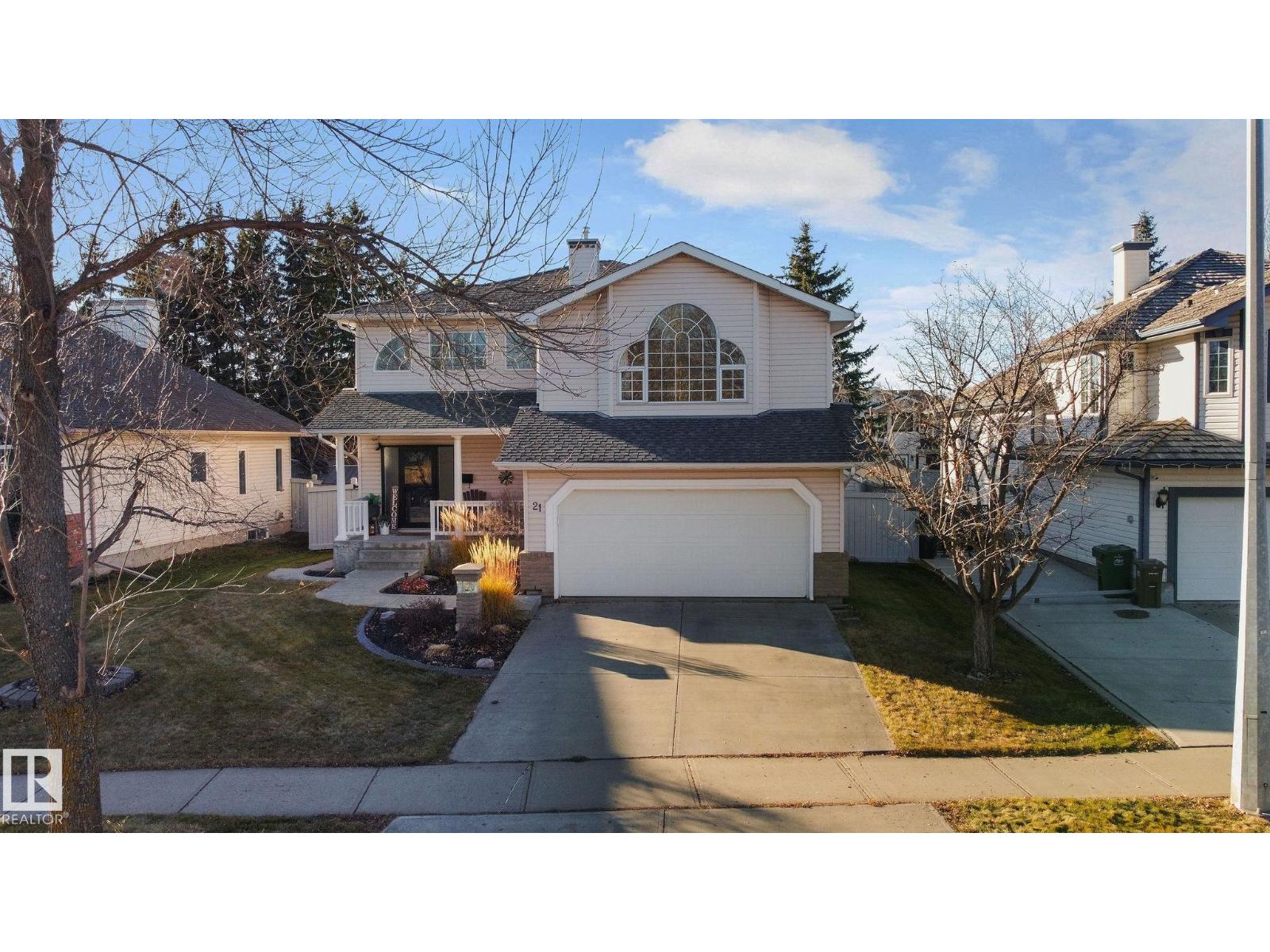 21 HERITAGE WY, St. Albert, Alberta
