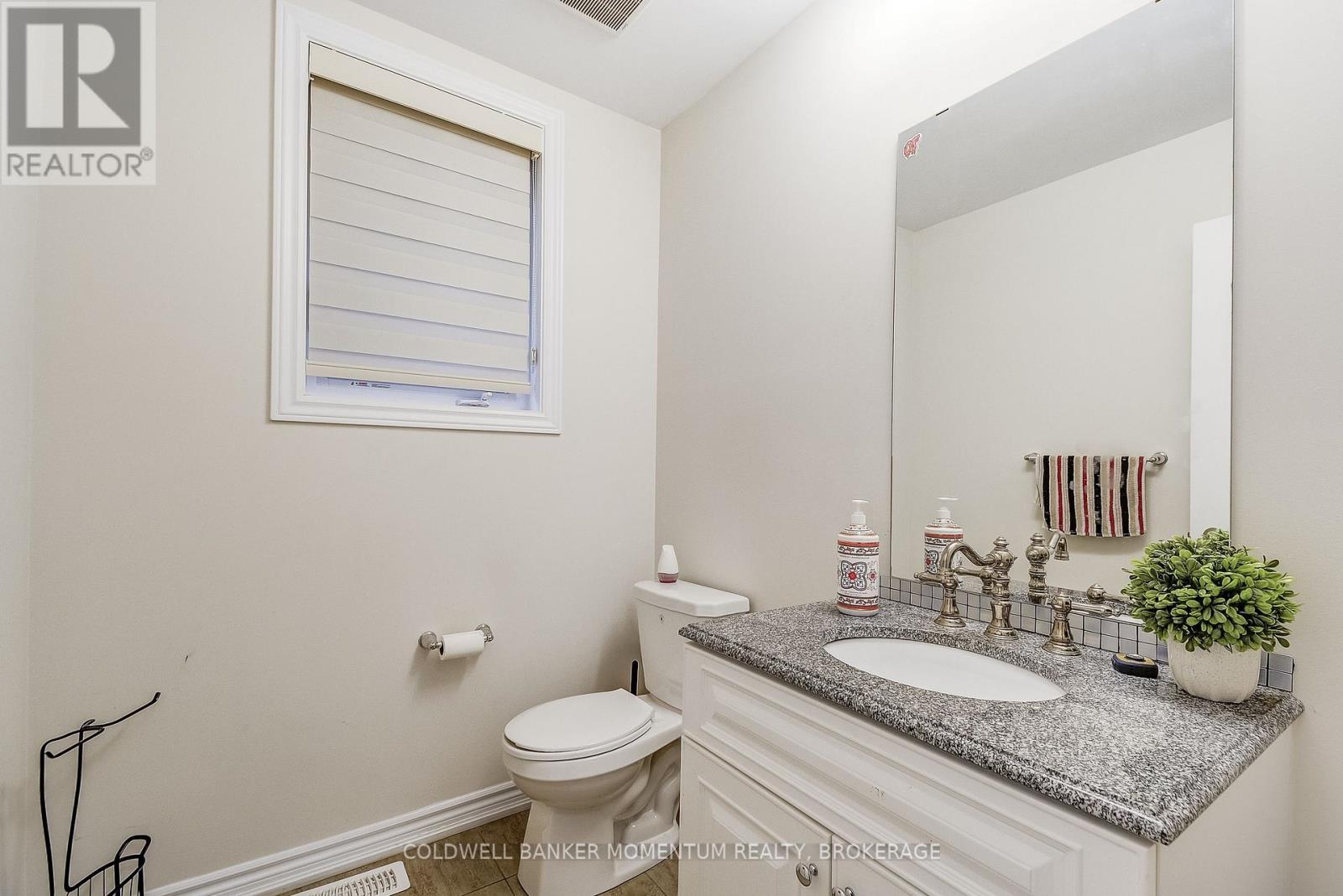 516 Barker Parkway, Thorold, Ontario  L2V 0K1 - Photo 7 - X12527300