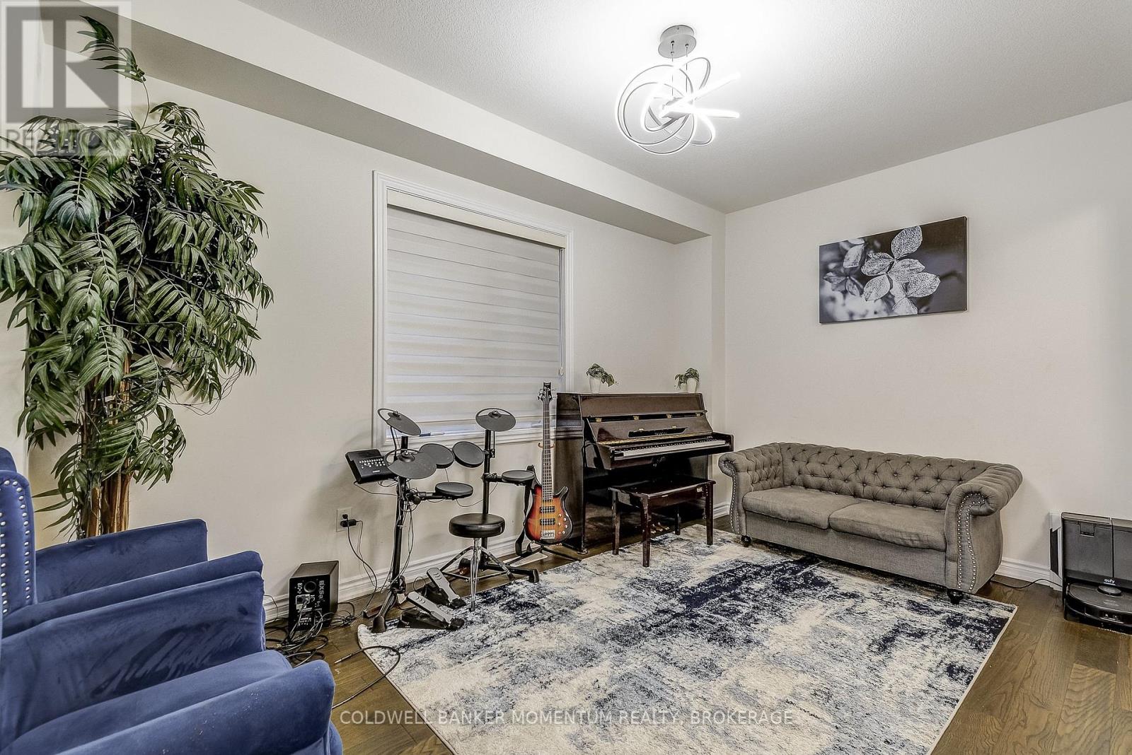 516 Barker Parkway, Thorold, Ontario  L2V 0K1 - Photo 8 - X12527300