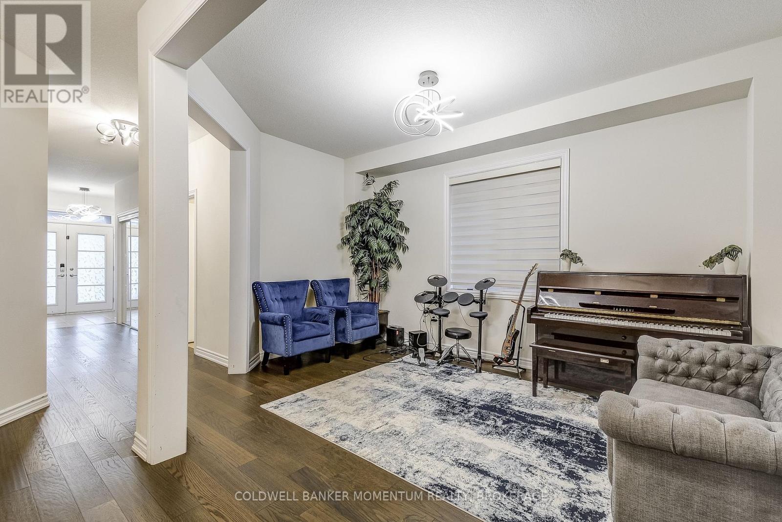 516 Barker Parkway, Thorold, Ontario  L2V 0K1 - Photo 9 - X12527300