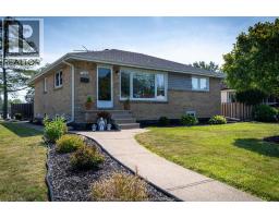 1006 BUCKINGHAM ROAD, Windsor, Ontario
