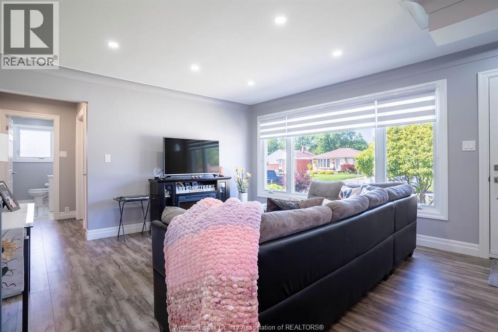1006 Buckingham Road, Windsor, Ontario  N8S 2E3 - Photo 12 - 25028410