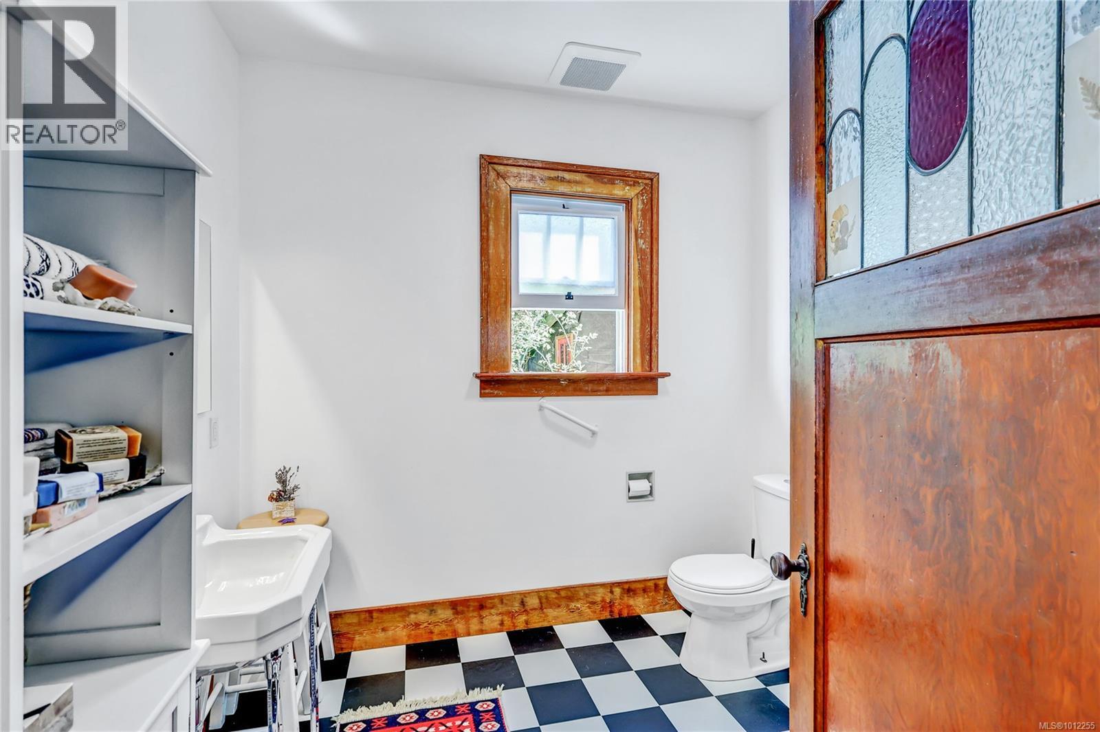 660 Third St, Nanaimo, British Columbia  V9R 1W8 - Photo 23 - 1012255