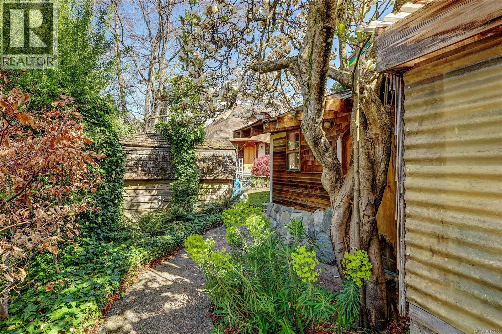 660 Third St, Nanaimo, British Columbia  V9R 1W8 - Photo 76 - 1012255