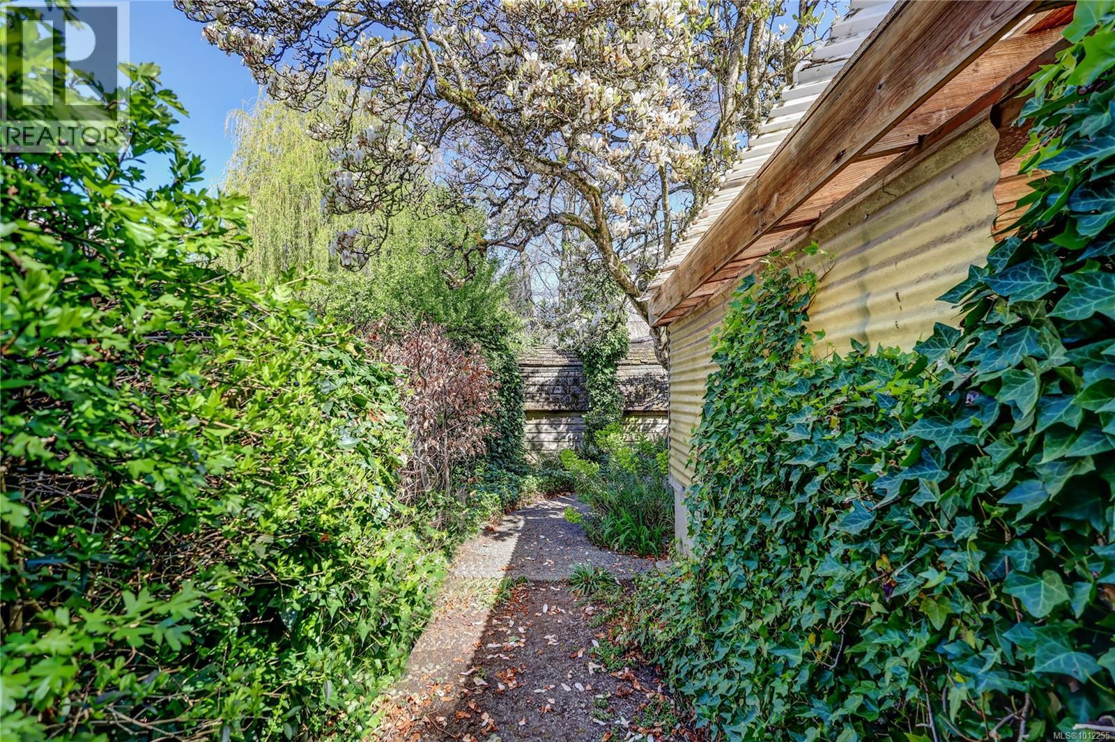 660 Third St, Nanaimo, British Columbia  V9R 1W8 - Photo 75 - 1012255