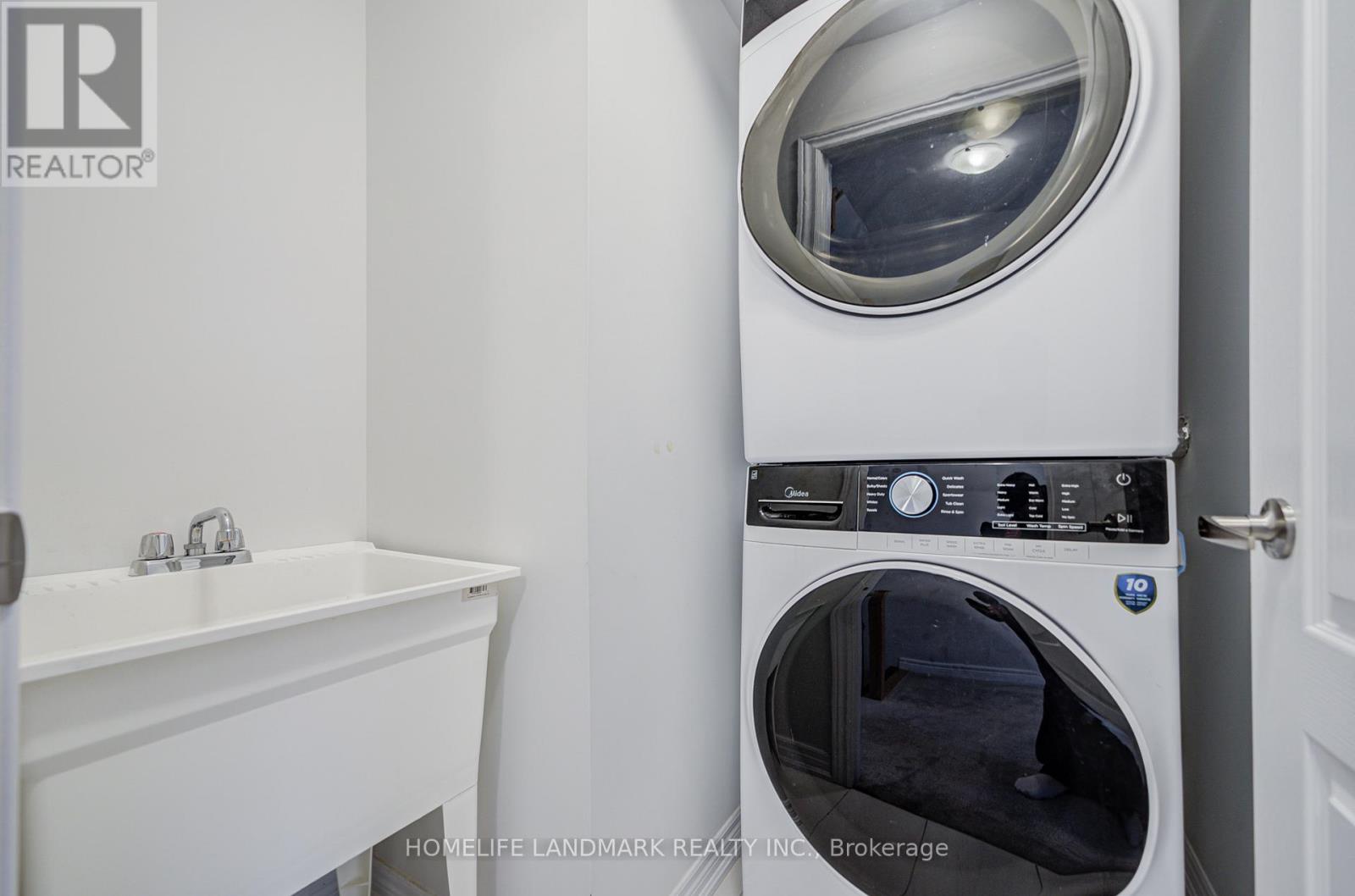 555 White's Hill Avenue, Markham, Ontario  L6B 1N9 - Photo 28 - N12527302