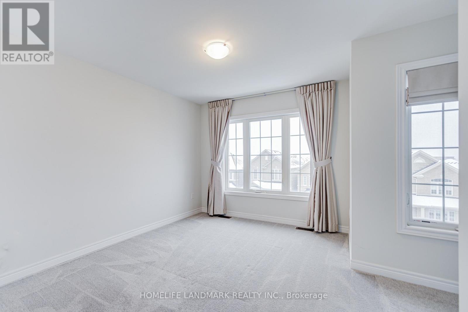 555 White's Hill Avenue, Markham, Ontario  L6B 1N9 - Photo 35 - N12527302