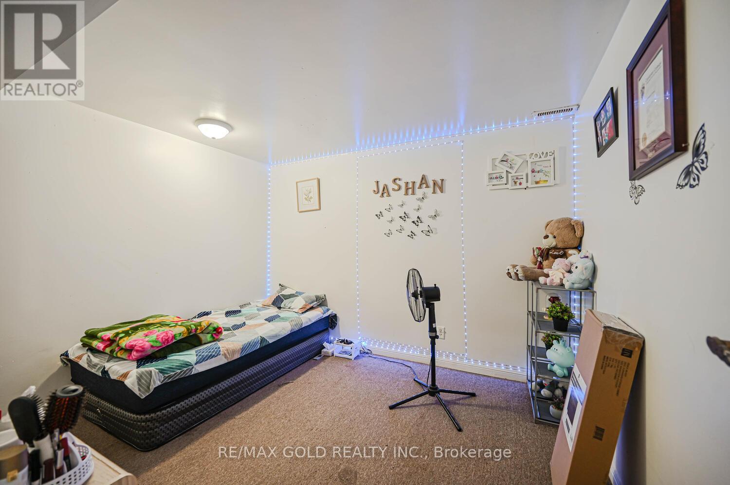 52 Crawford Drive, Brampton, Ontario  L6V 2C7 - Photo 36 - W12527304