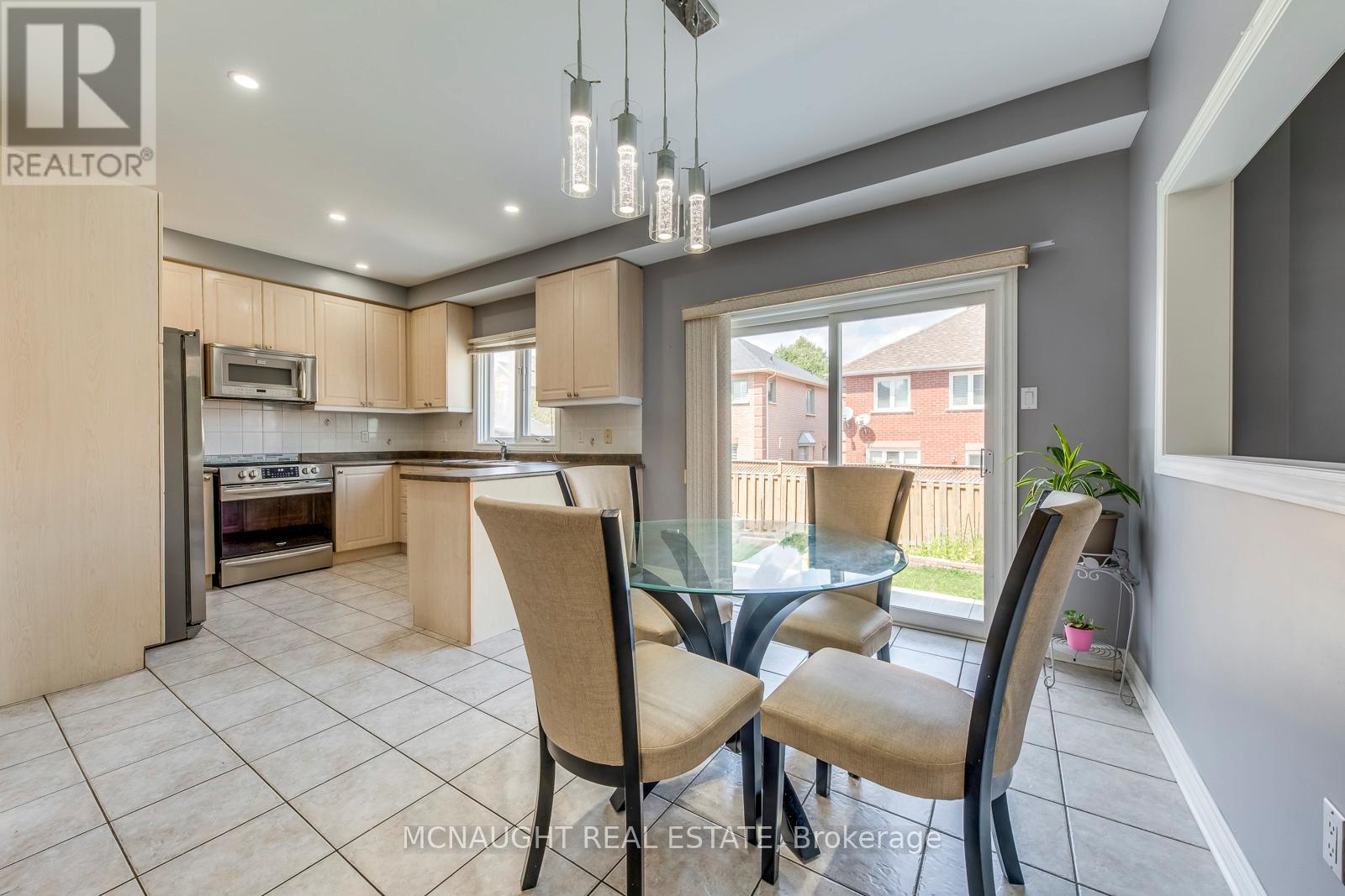101 Letty Avenue, Brampton, Ontario  L6Y 5E1 - Photo 17 - W12527312