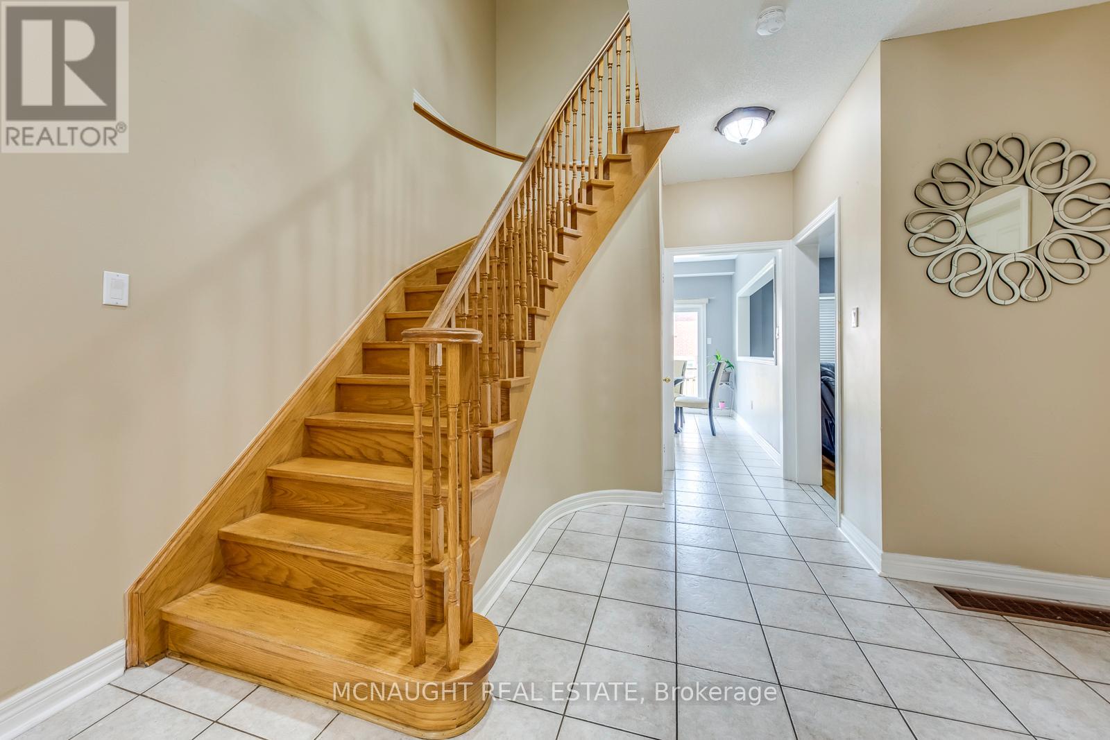 101 Letty Avenue, Brampton, Ontario  L6Y 5E1 - Photo 4 - W12527312