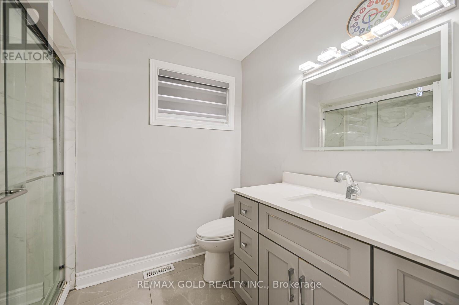 3724 Darla Drive, Mississauga, Ontario  L4T 2C9 - Photo 21 - W12526664