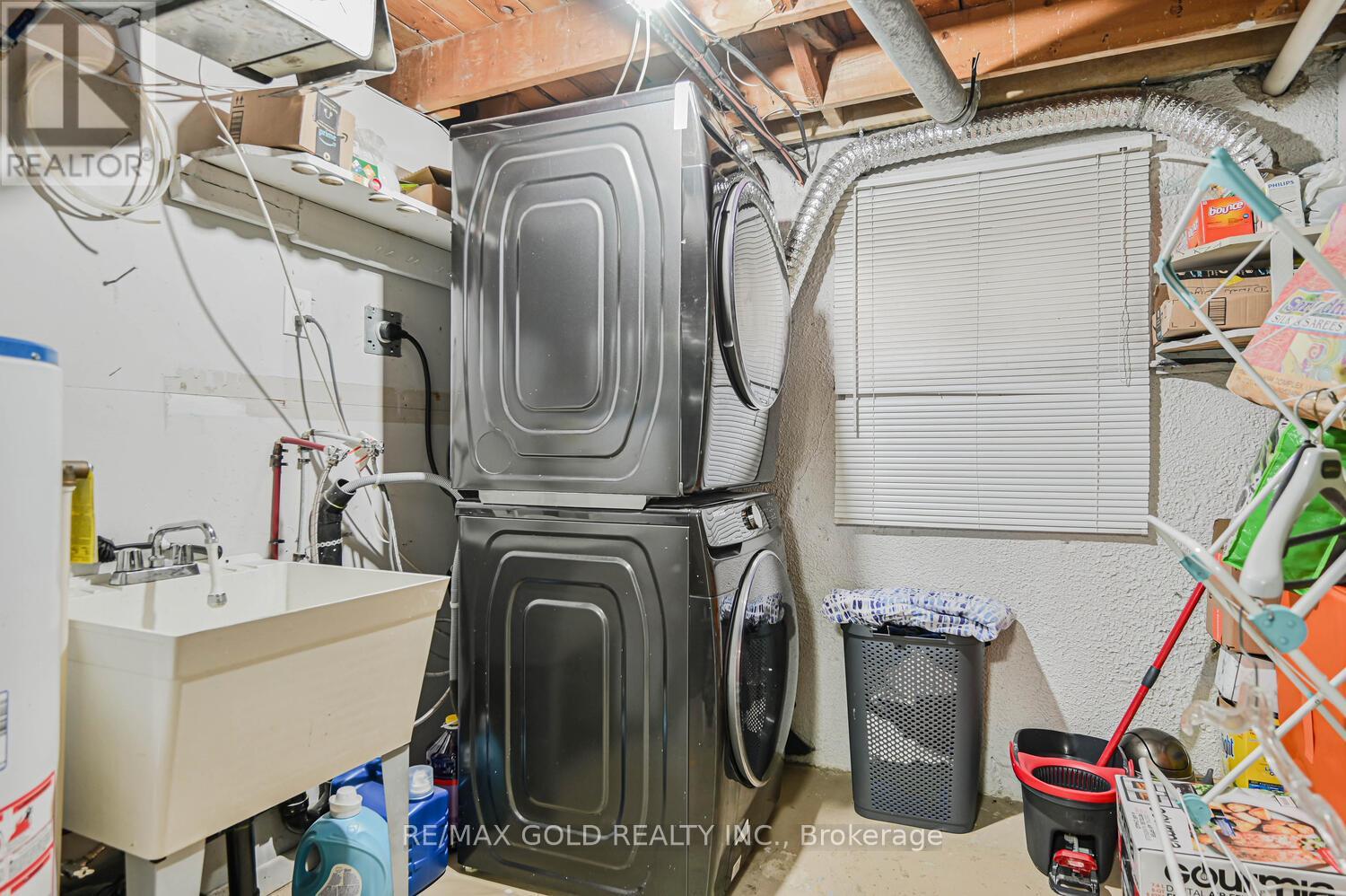 3724 Darla Drive, Mississauga, Ontario  L4T 2C9 - Photo 36 - W12526664