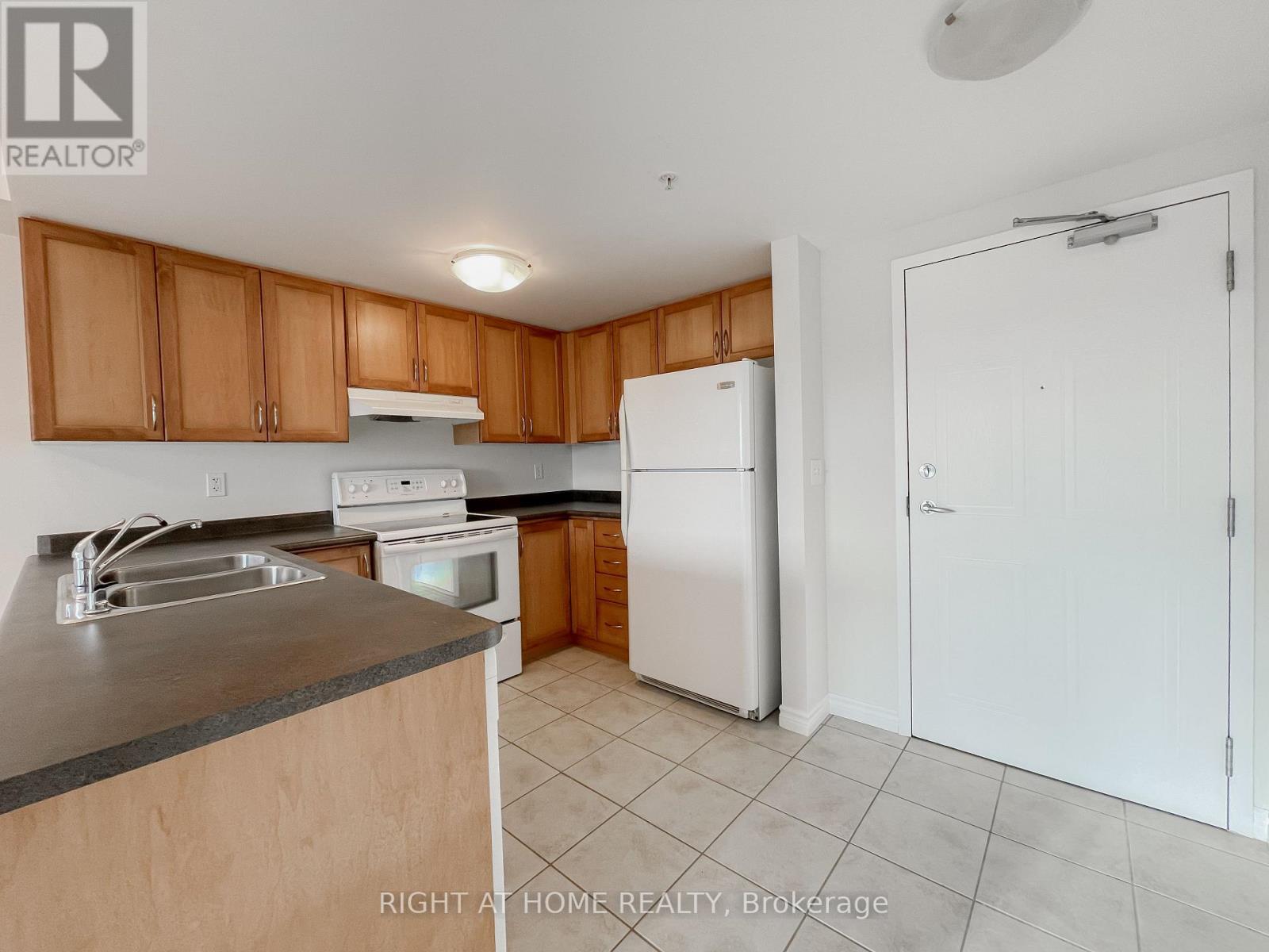 409 - 41 Goodwin Drive, Guelph, Ontario N1L 0E7 - Photo 18 - X12527306