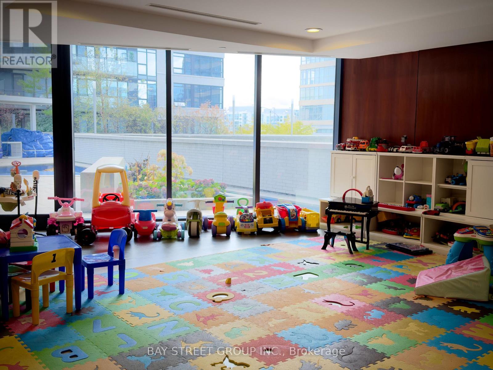 238 - 8 Telegram Mews, Toronto, Ontario  M5V 3V4 - Photo 18 - C12527322