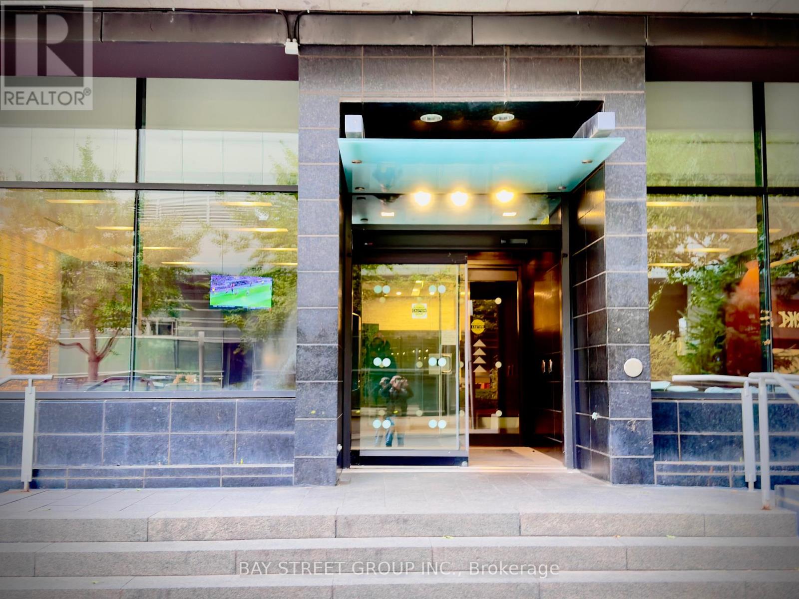 238 - 8 Telegram Mews, Toronto, Ontario  M5V 3V4 - Photo 2 - C12527322