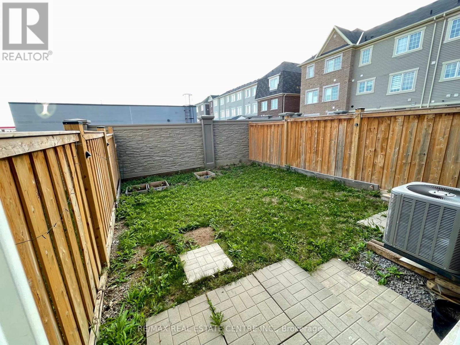 14 Quillberry Close, Brampton, Ontario  L7A 4N8 - Photo 27 - W12527314