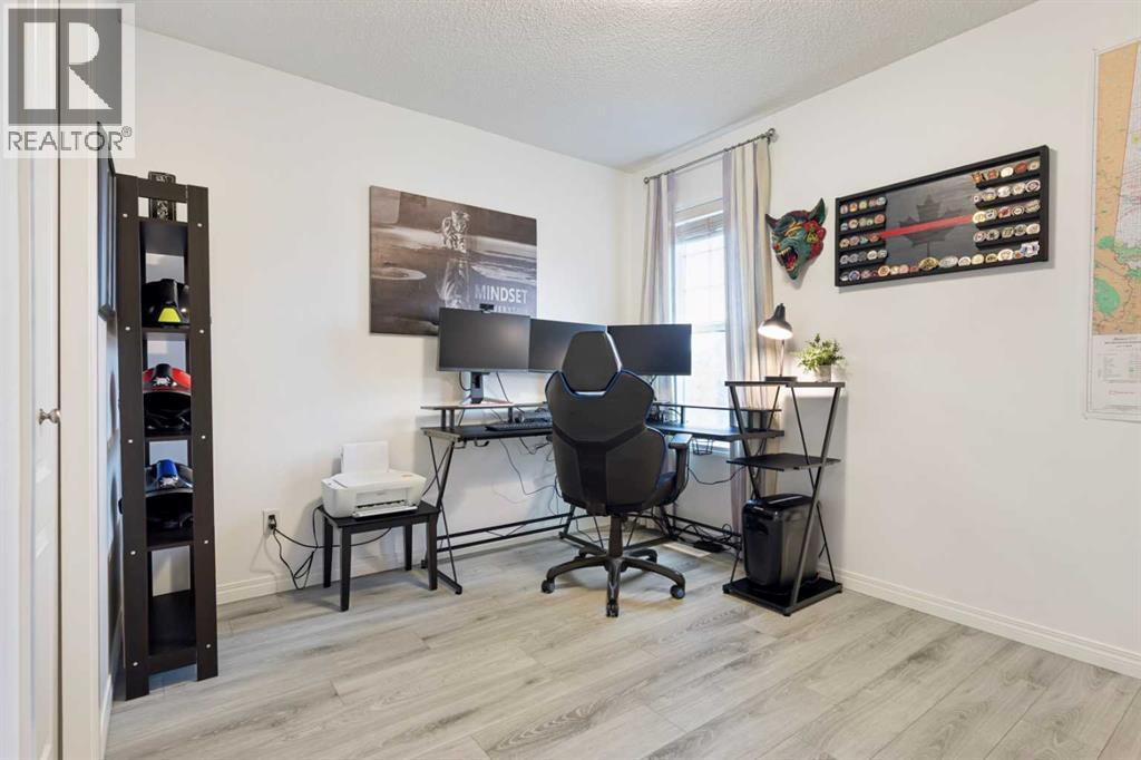 45 Legacy Gate Se, Calgary, Alberta  T2X 0W3 - Photo 18 - A2269408