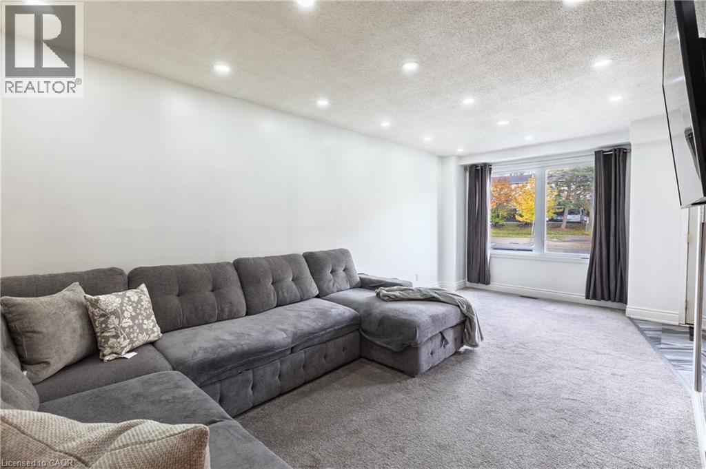 445 Pioneer Drive Unit# 4, Kitchener, Ontario  N2P 1L8 - Photo 4 - 40786946