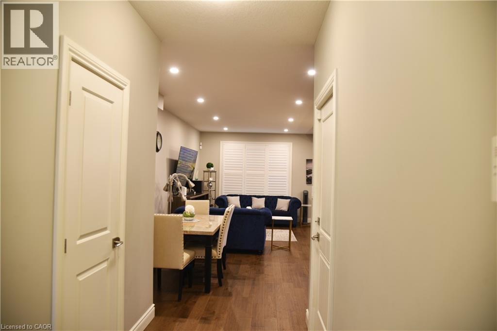 1930 Jim Hebb Way, London, Ontario  N6H 5K3 - Photo 3 - 40786759