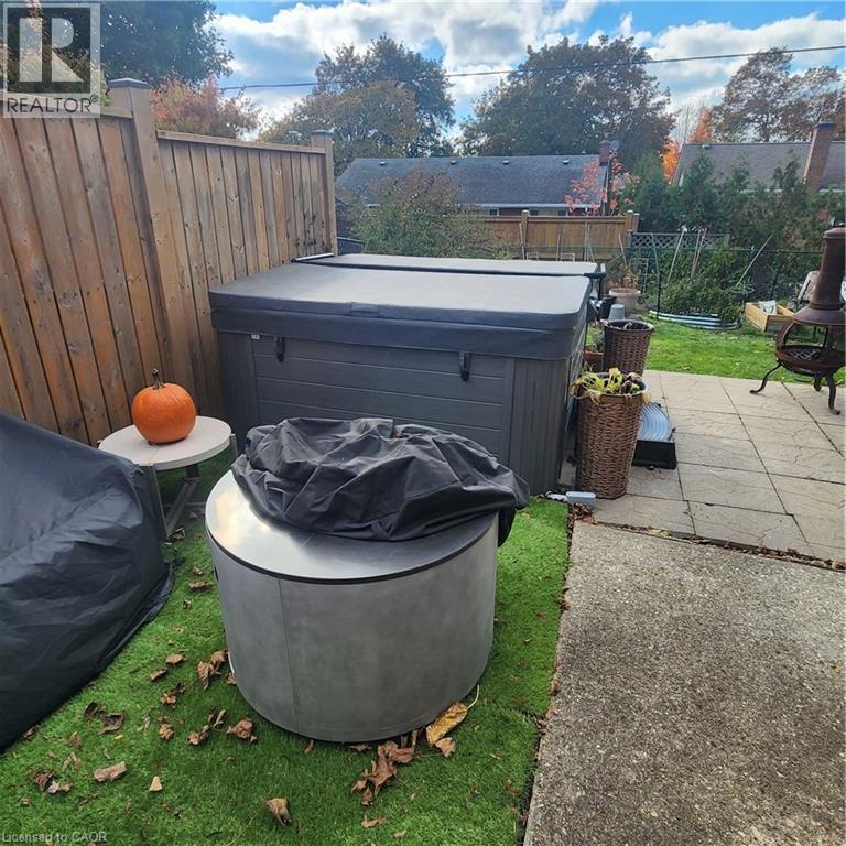 358 Metcalfe Street, Guelph, Ontario  N1E 4Z7 - Photo 10 - 40784105