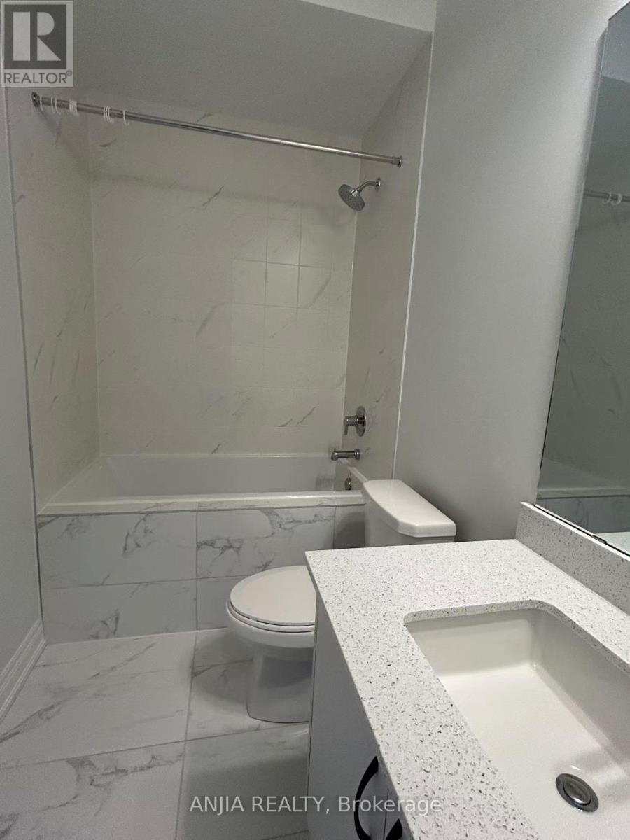 13 Albert Newell Drive, Markham, Ontario  L6B 1R8 - Photo 18 - N12527330