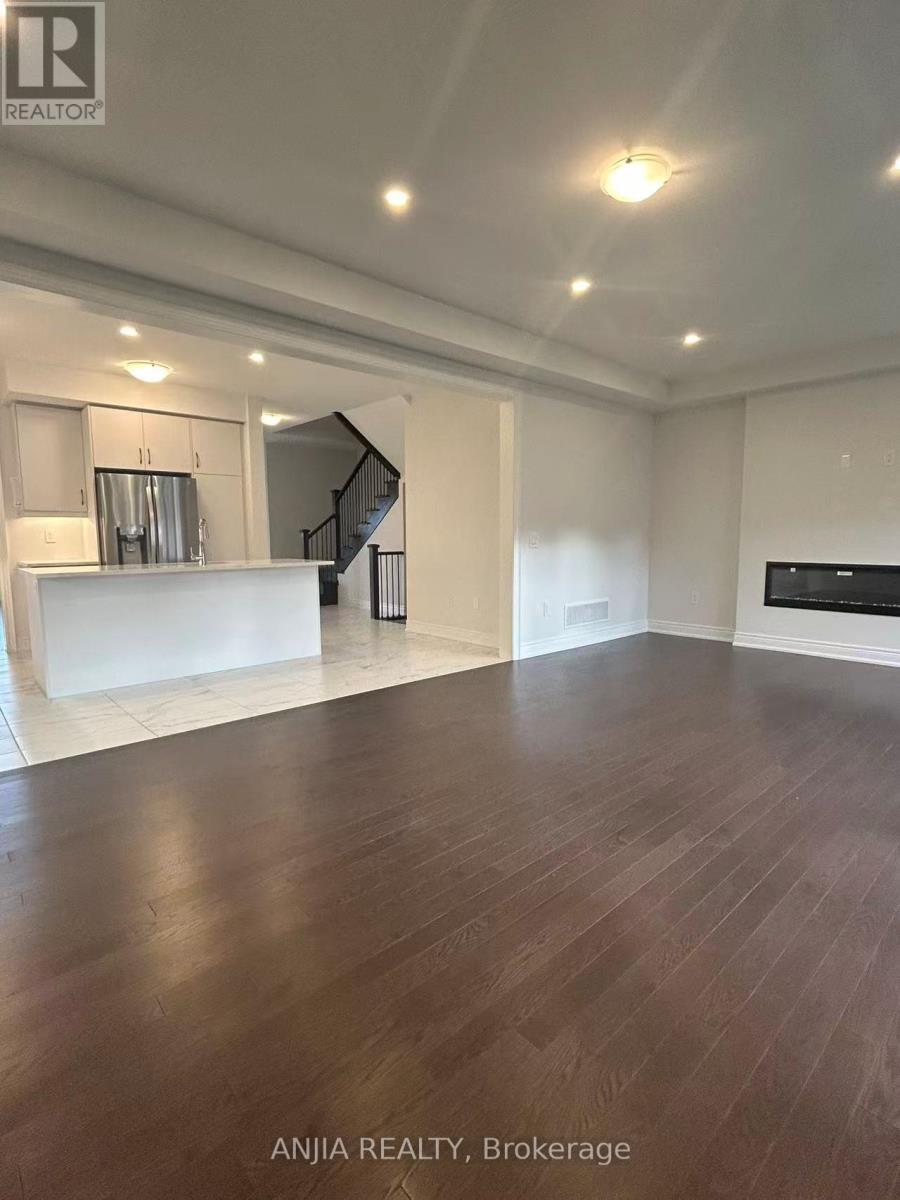 13 Albert Newell Drive, Markham, Ontario  L6B 1R8 - Photo 5 - N12527330