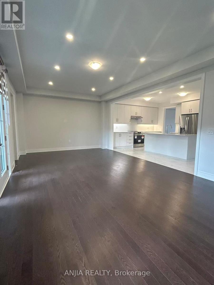 13 Albert Newell Drive, Markham, Ontario  L6B 1R8 - Photo 7 - N12527330