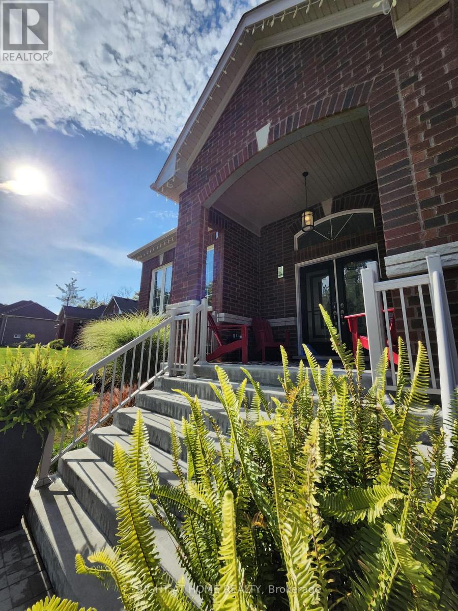 84 Diamond Valley Drive, Oro-Medonte, Ontario  L0L 2E0 - Photo 2 - S12527326