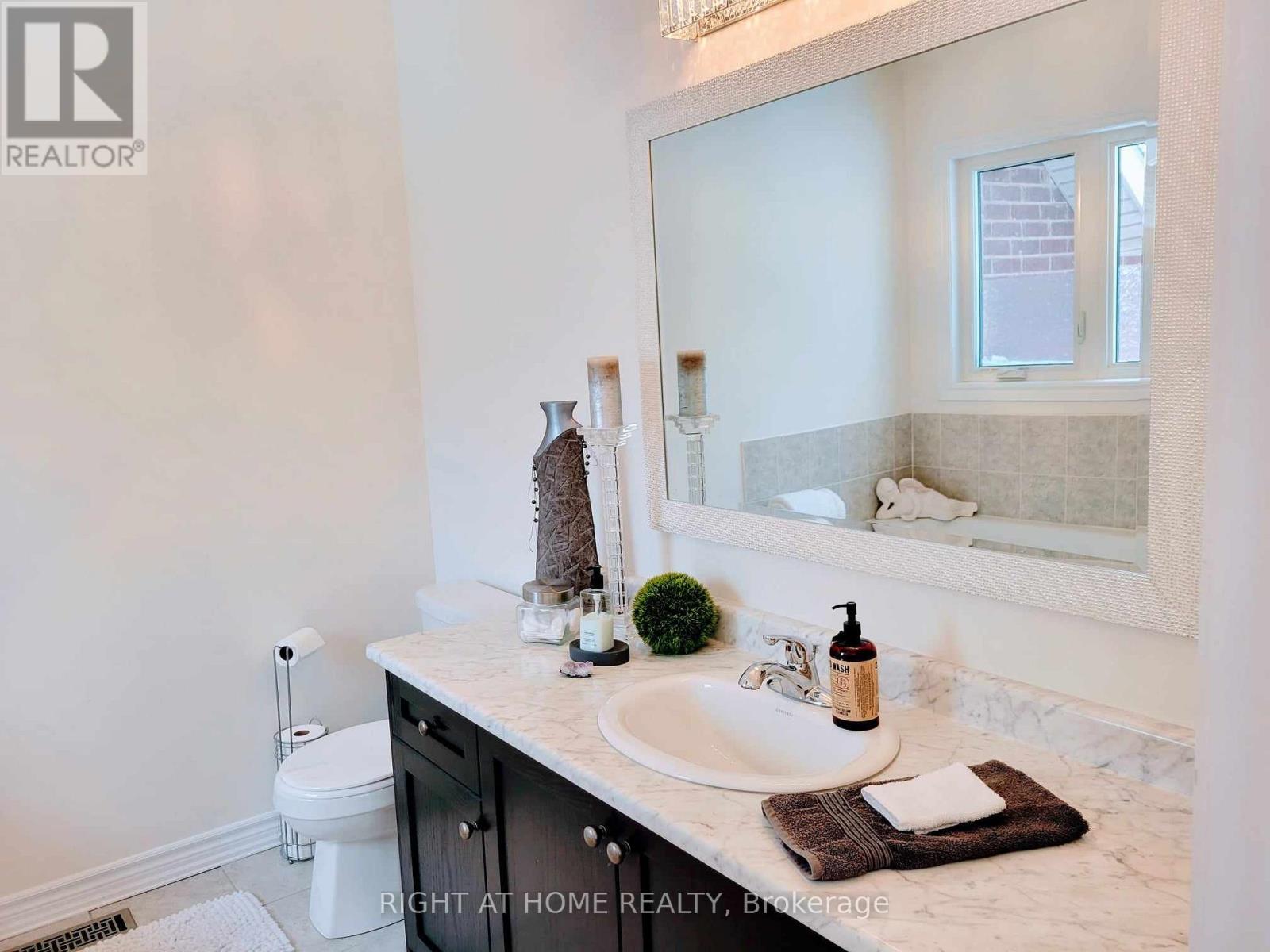 84 Diamond Valley Drive, Oro-Medonte, Ontario  L0L 2E0 - Photo 22 - S12527326