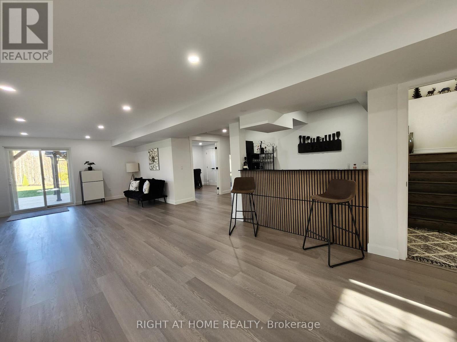 84 Diamond Valley Drive, Oro-Medonte, Ontario  L0L 2E0 - Photo 28 - S12527326