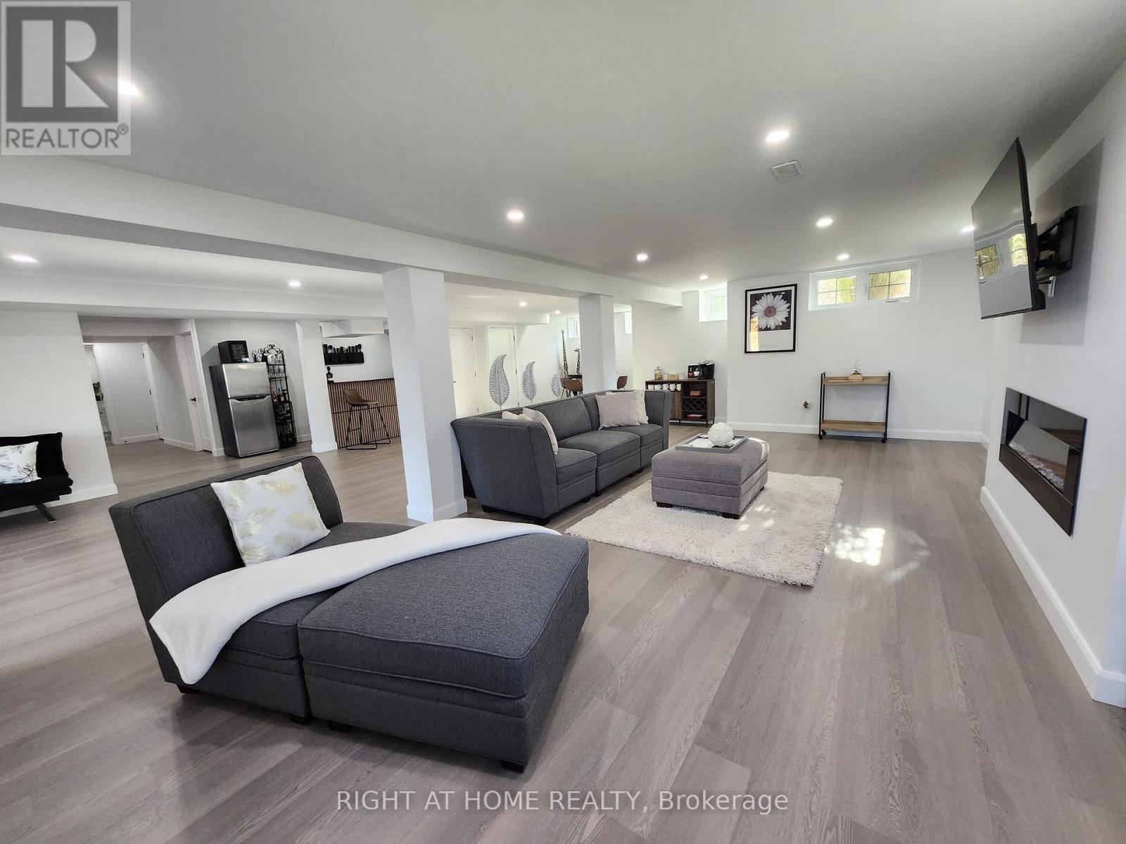 84 Diamond Valley Drive, Oro-Medonte, Ontario  L0L 2E0 - Photo 36 - S12527326