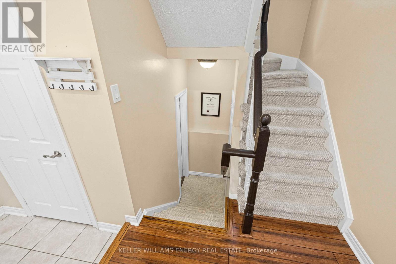 71 Sandford Crescent, Whitby, Ontario L1R 2S1 - Photo 17 - E12527344