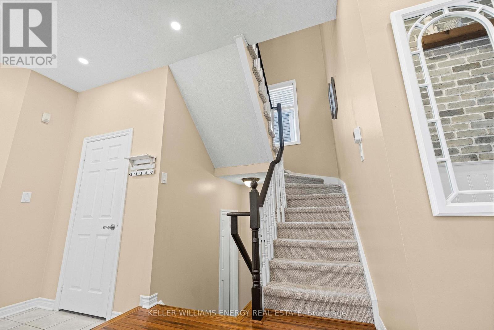 71 Sandford Crescent, Whitby, Ontario L1R 2S1 - Photo 19 - E12527344