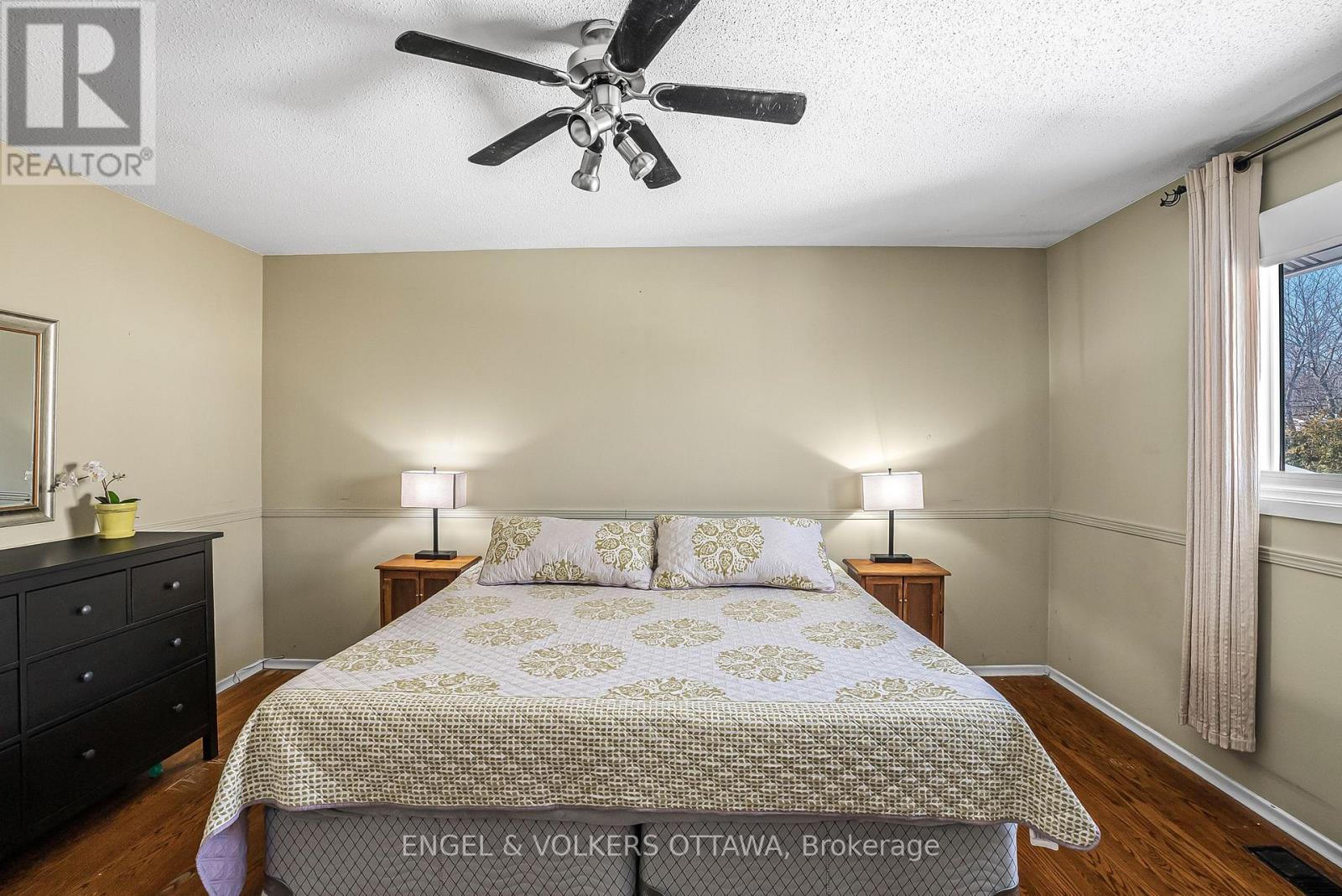 1427 Rosebella Avenue, Ottawa, Ontario  K1T 1E5 - Photo 22 - X12527334