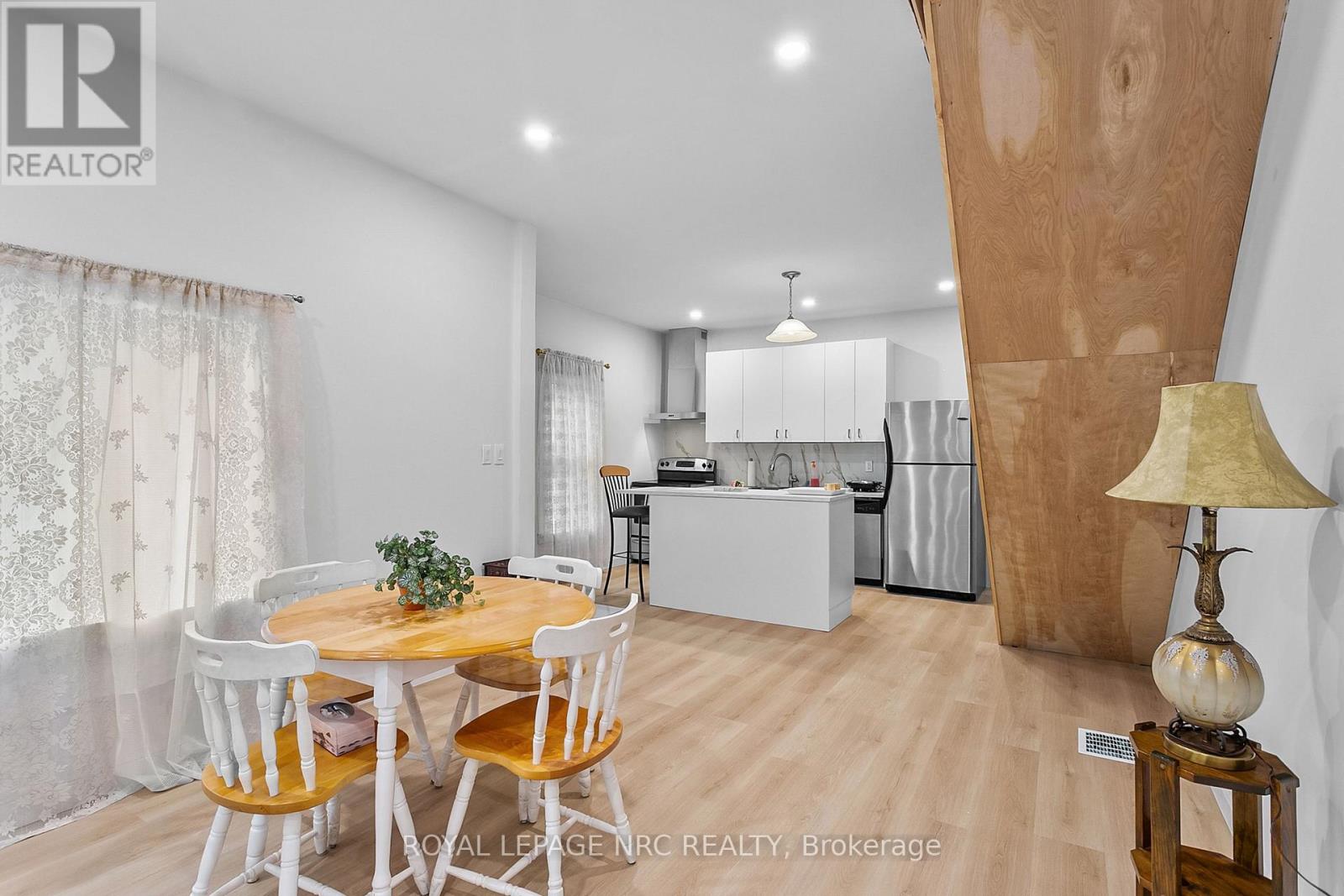 45 Phipps Street, Fort Erie, Ontario  L2A 2V3 - Photo 10 - X12527394