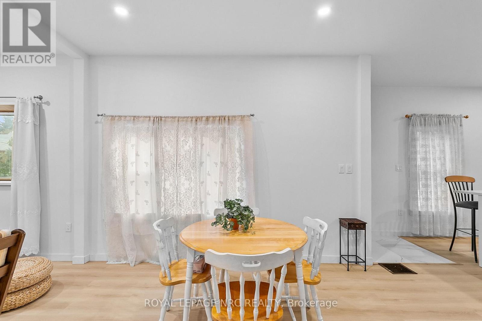 45 Phipps Street, Fort Erie, Ontario  L2A 2V3 - Photo 11 - X12527394