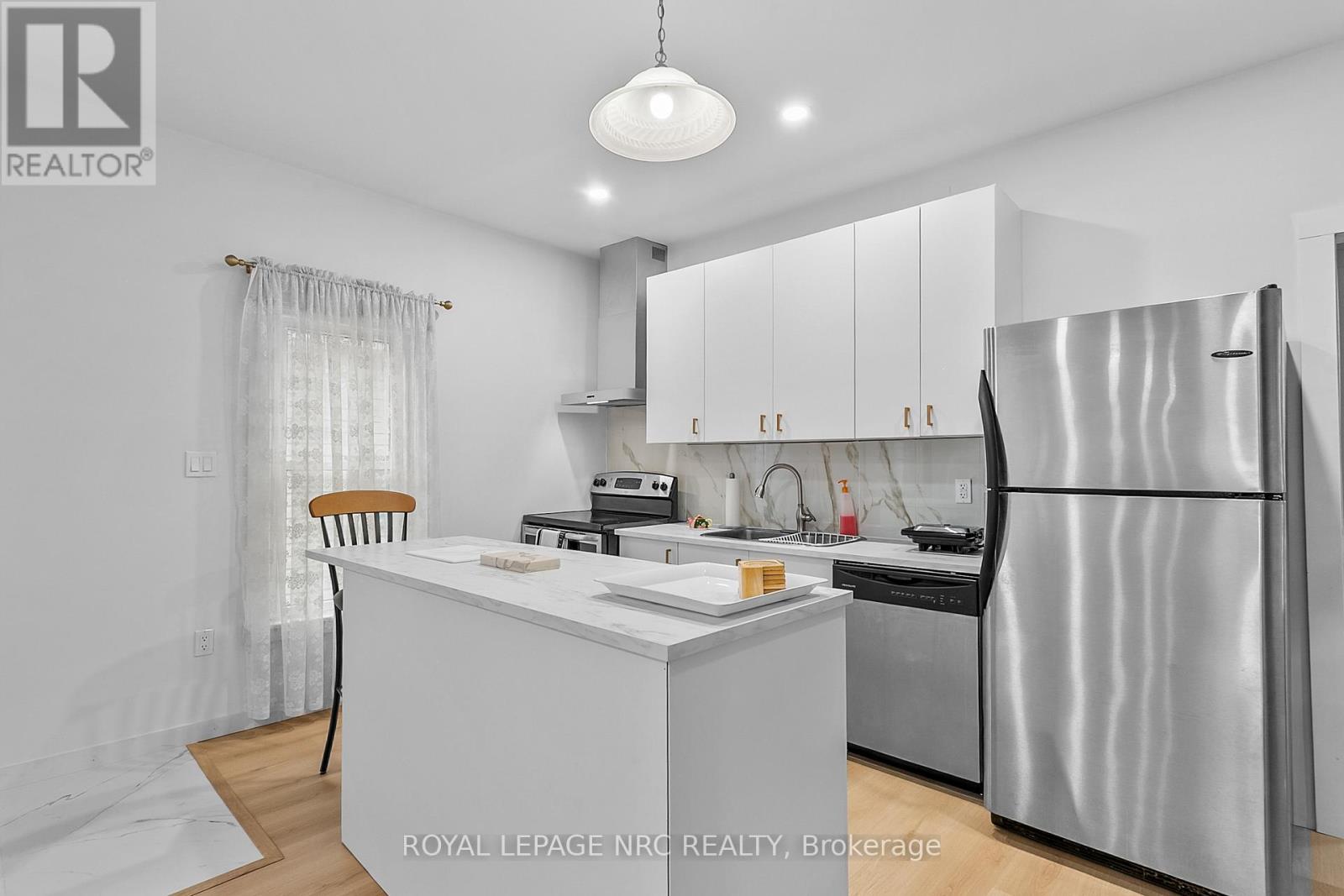 45 Phipps Street, Fort Erie, Ontario  L2A 2V3 - Photo 12 - X12527394