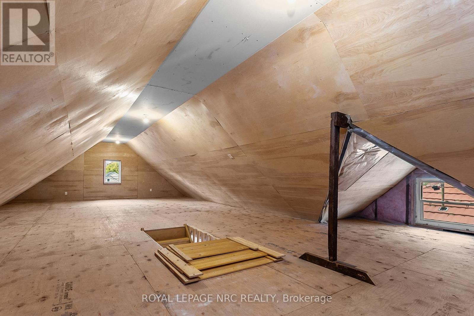 45 Phipps Street, Fort Erie, Ontario  L2A 2V3 - Photo 24 - X12527394