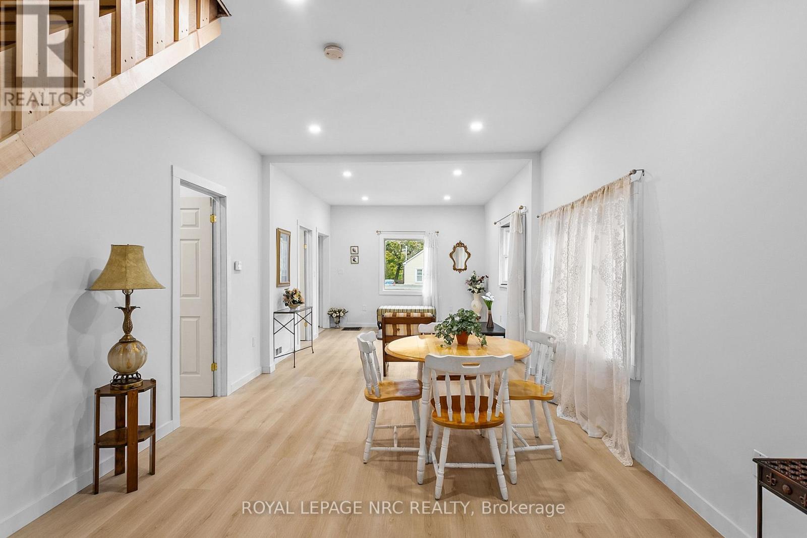 45 Phipps Street, Fort Erie, Ontario  L2A 2V3 - Photo 6 - X12527394