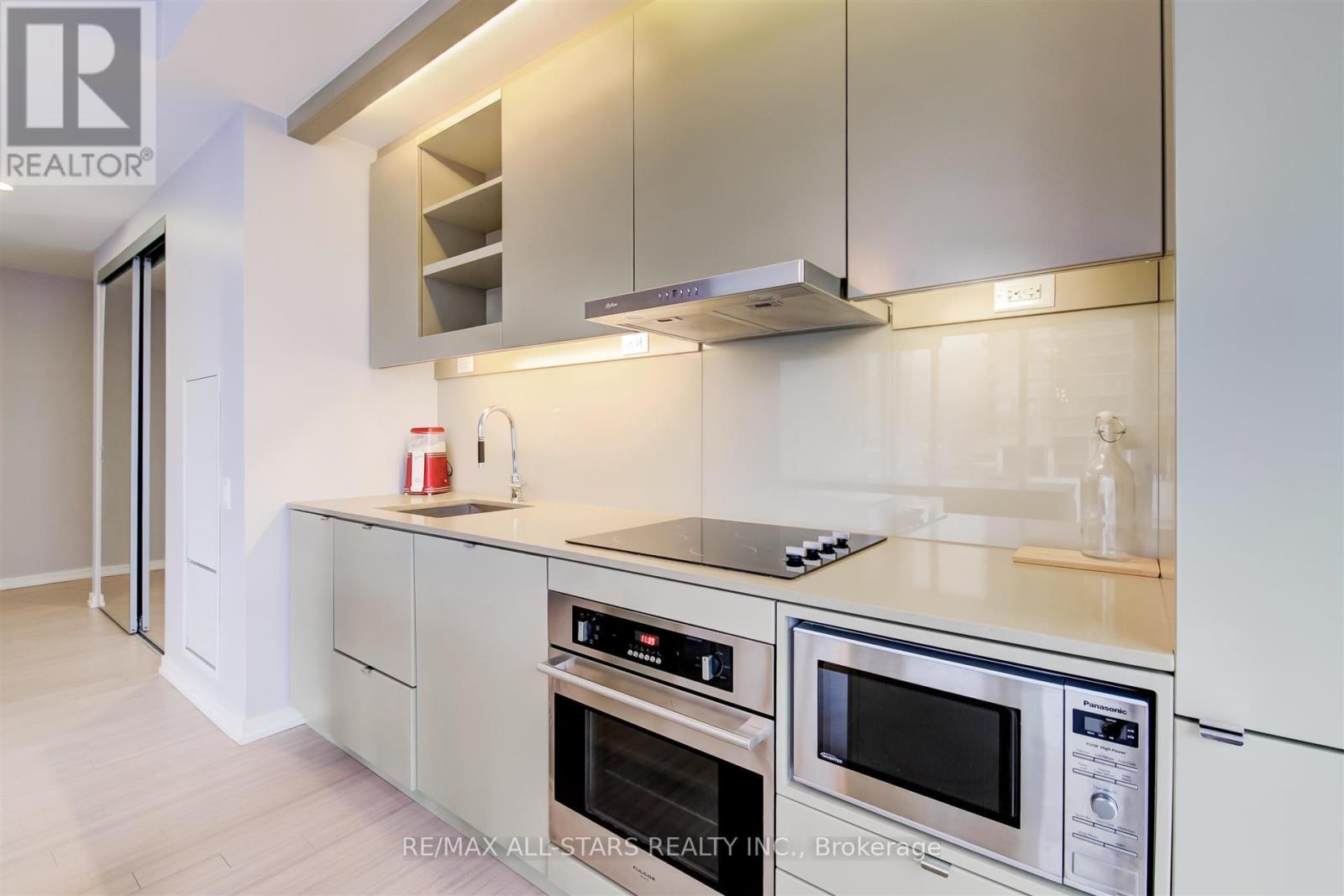 903 - 101 Peter Street, Toronto, Ontario  M5V 2G9 - Photo 6 - C12527352