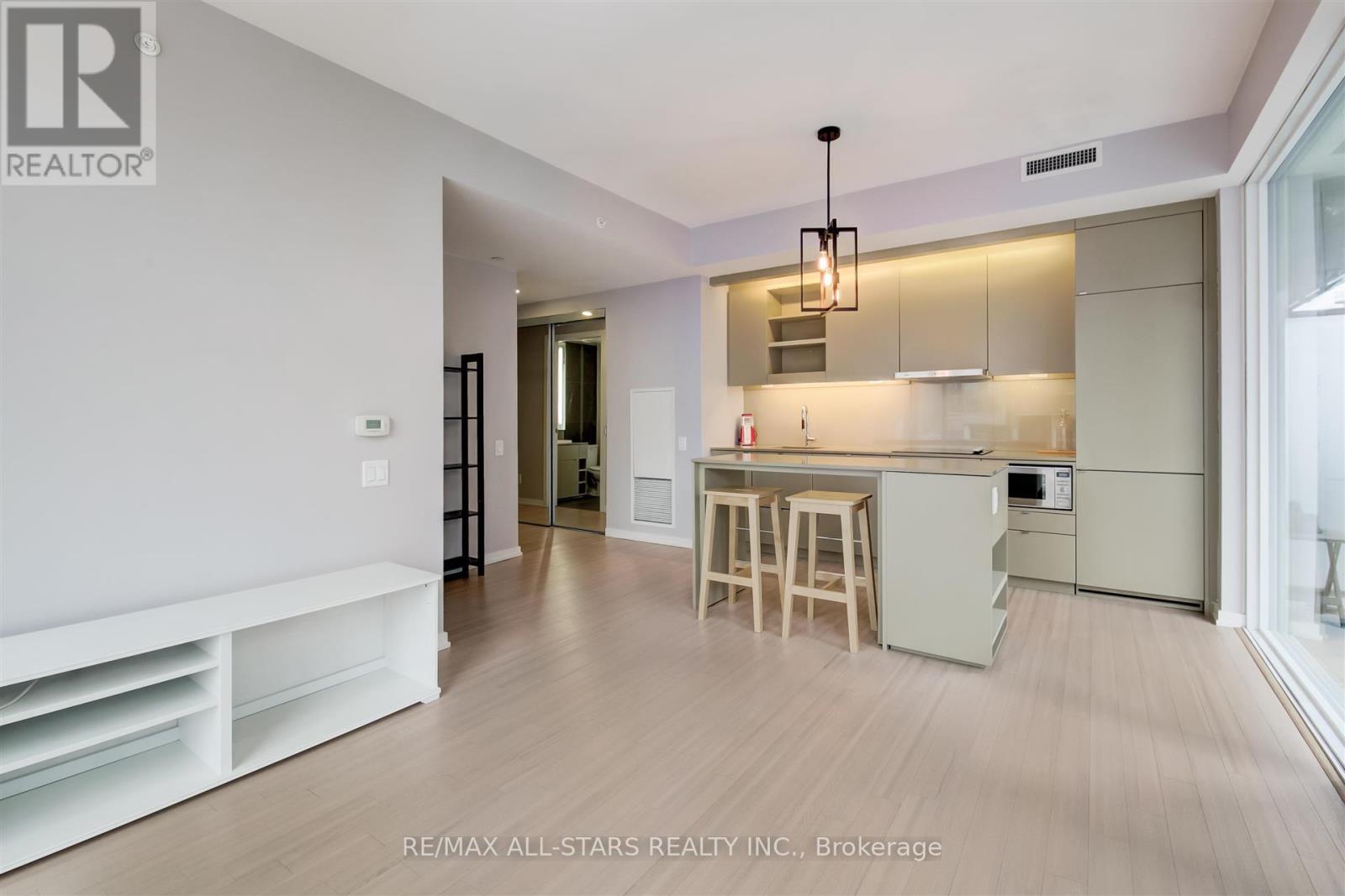 903 - 101 Peter Street, Toronto, Ontario  M5V 2G9 - Photo 7 - C12527352