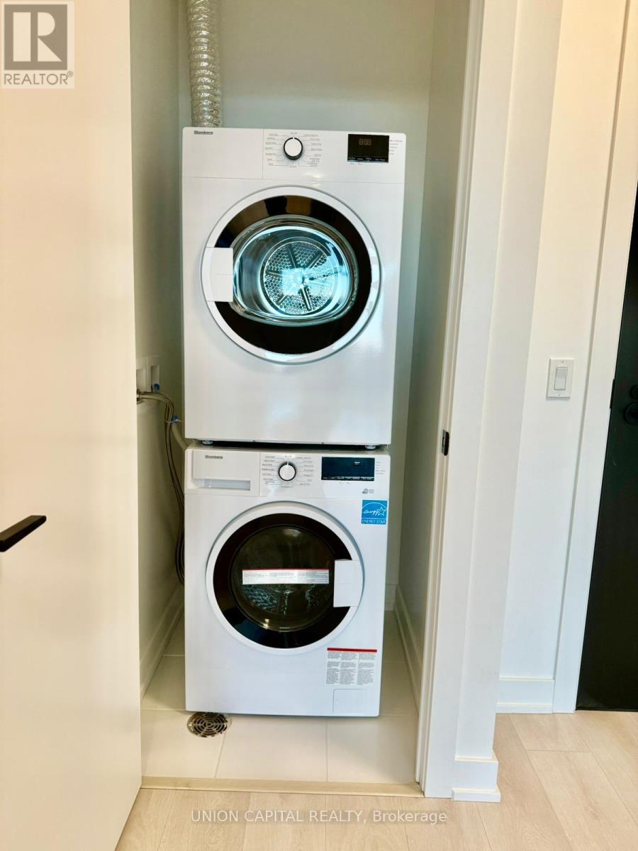 1310 - 127 Broadway Avenue, Toronto, Ontario  M4P 1V8 - Photo 15 - C12527364