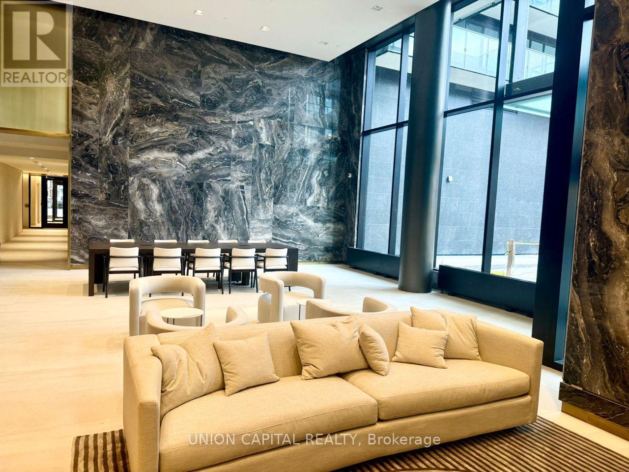 1310 - 127 Broadway Avenue, Toronto, Ontario  M4P 1V8 - Photo 4 - C12527364