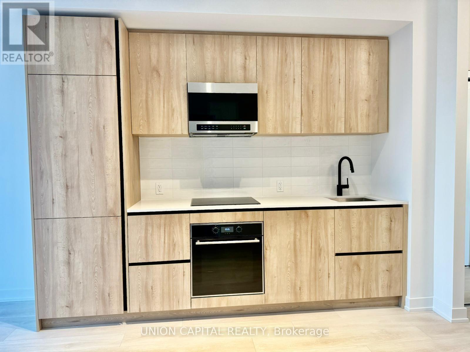 1310 - 127 Broadway Avenue, Toronto, Ontario  M4P 1V8 - Photo 5 - C12527364